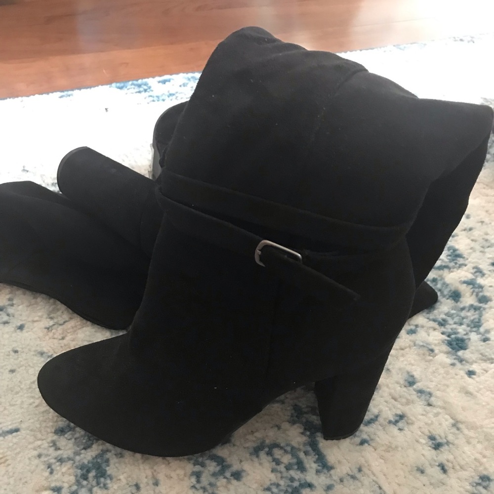 Breknelles over the knee black boots